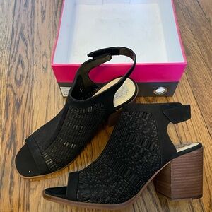 Vince Camuto Keannie black heeled sandals 10 new in box